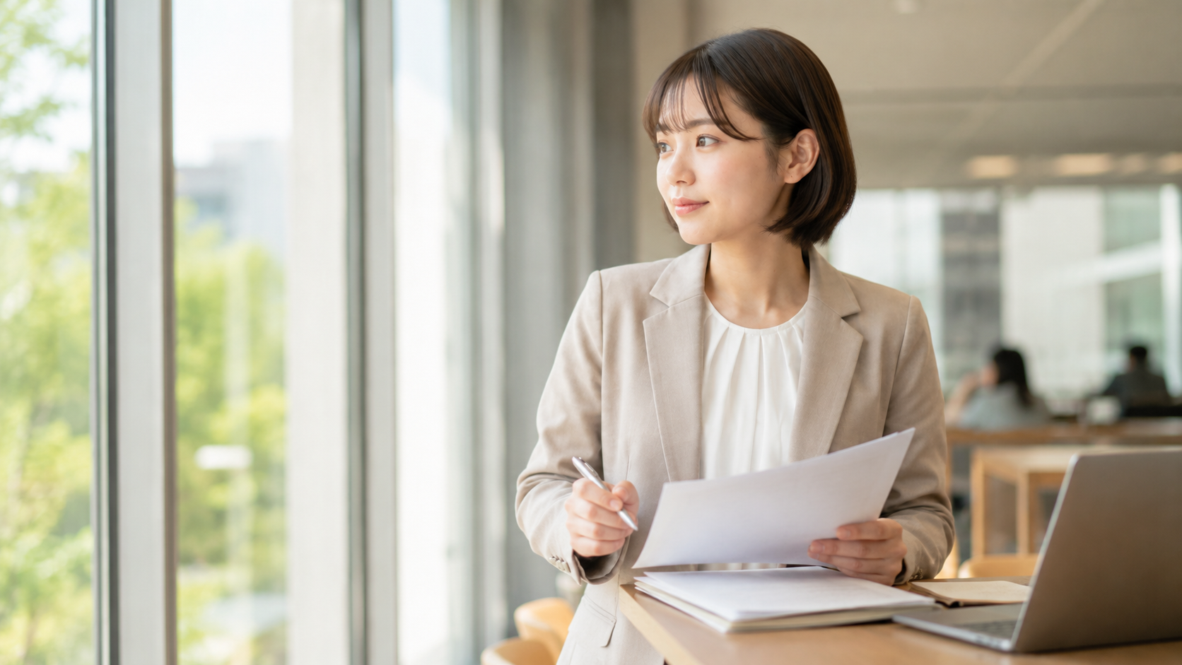 学業で学んだことの伝え方を理解して前向きな表情になっている就活生のイメージ