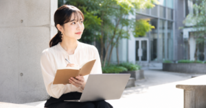 学業トークで深掘りを誘うコツ｜面接官が質問したくなる話し方を採用担当目線で解説
